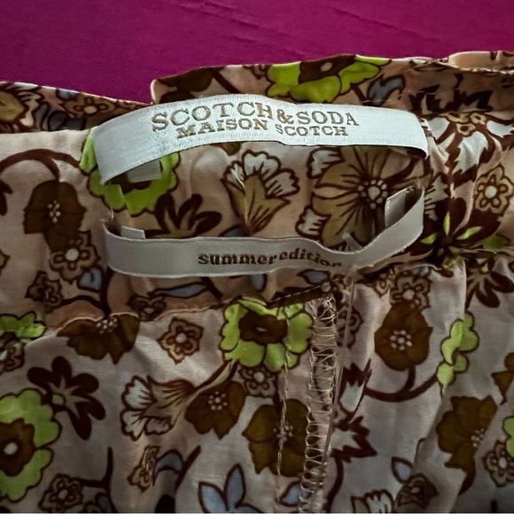 ⚪️⚪️Scotch & Soda 🥤 Madison Scotch Summer Edition paper bag flower 🌸 shorts - Picture 4 of 6